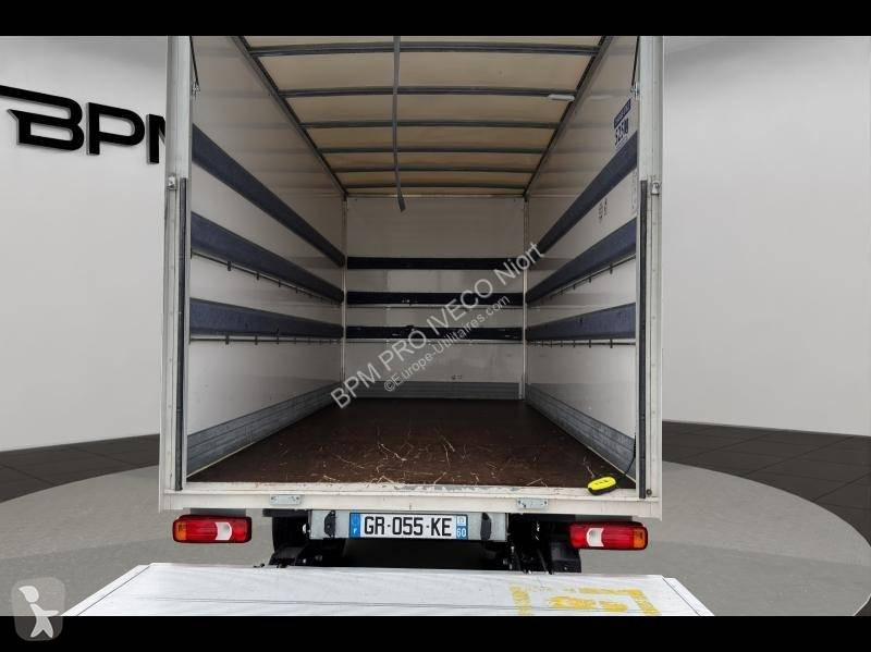 عربة نفعية Iveco