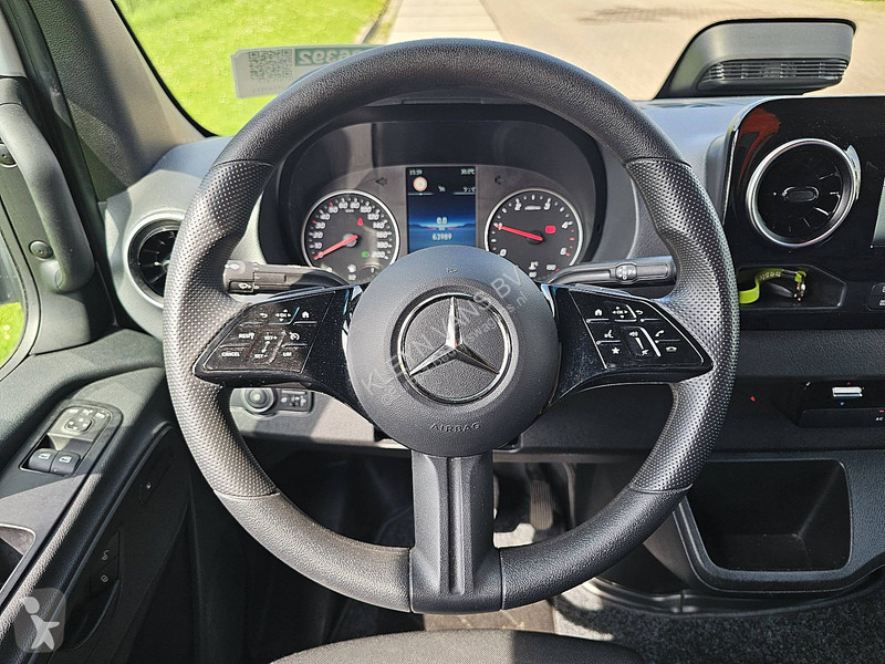 Užitkové vozidlo Mercedes 317 L2H2 Mbux RWD Euro6!
