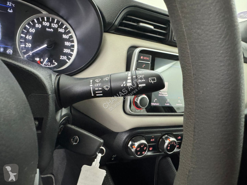 Veículo utilitário Nissan 1.0 IG-T 92 Acenta CVT