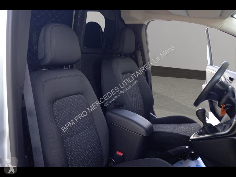 Autoutilitară Mercedes 112 CDI Long Pro 5cv