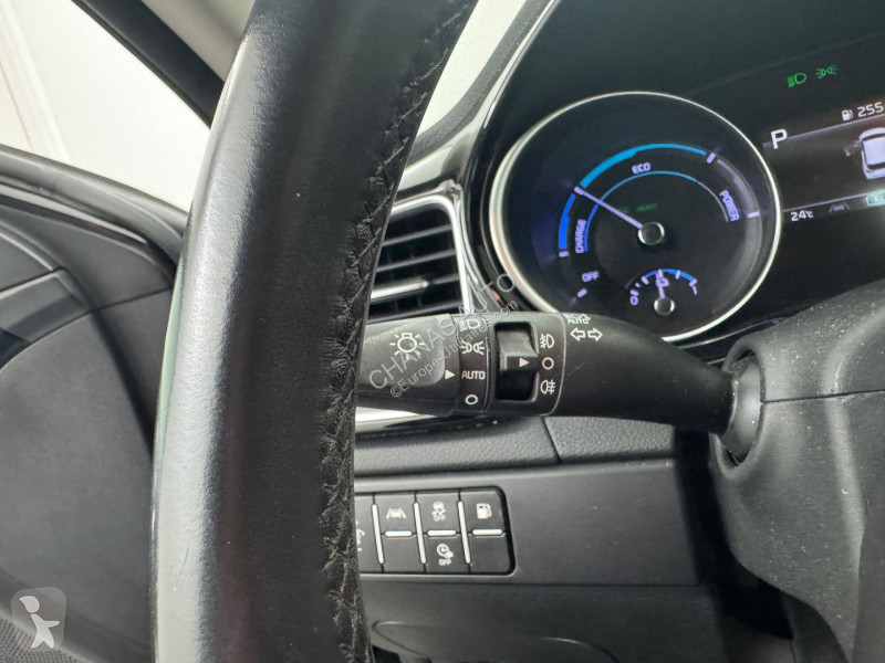 Samochód dostawczy KIA SW 1.6 GDi 141 PHEV...