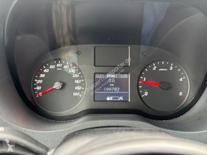 Véhicule utilitaire Mercedes 316 CDI...
