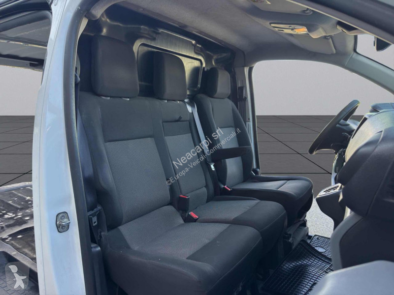 عربة نفعية Opel