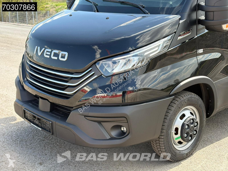 Véhicule utilitaire Iveco 35C21...