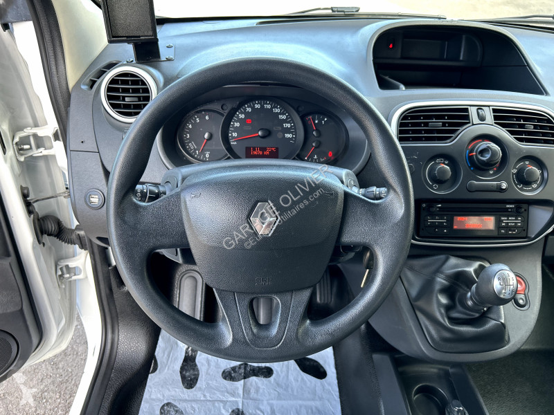 Лекотоварен автомобил Renault Maxi Grand Volume...