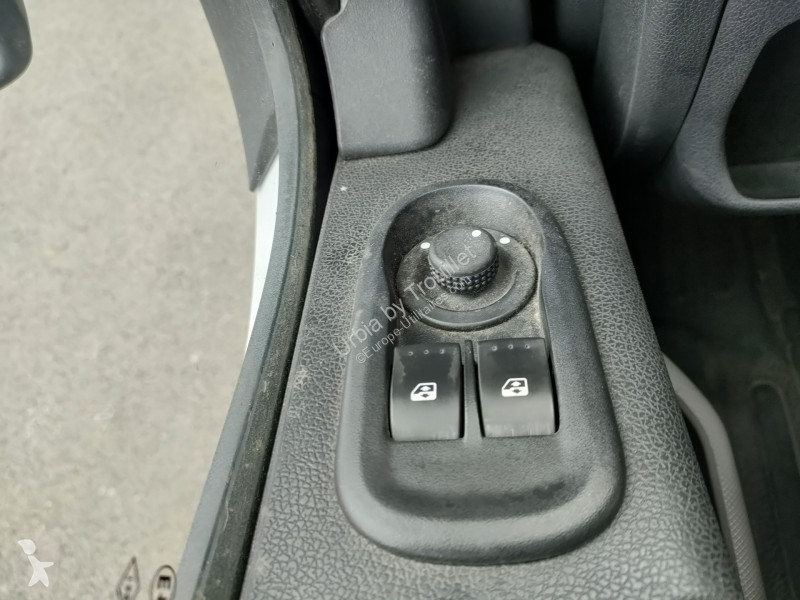 Samochód dostawczy Renault MASTER...