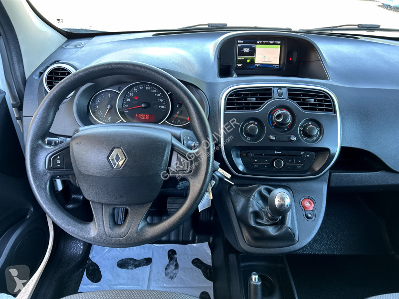 Véhicule utilitaire Renault Maxi Grand Volume...