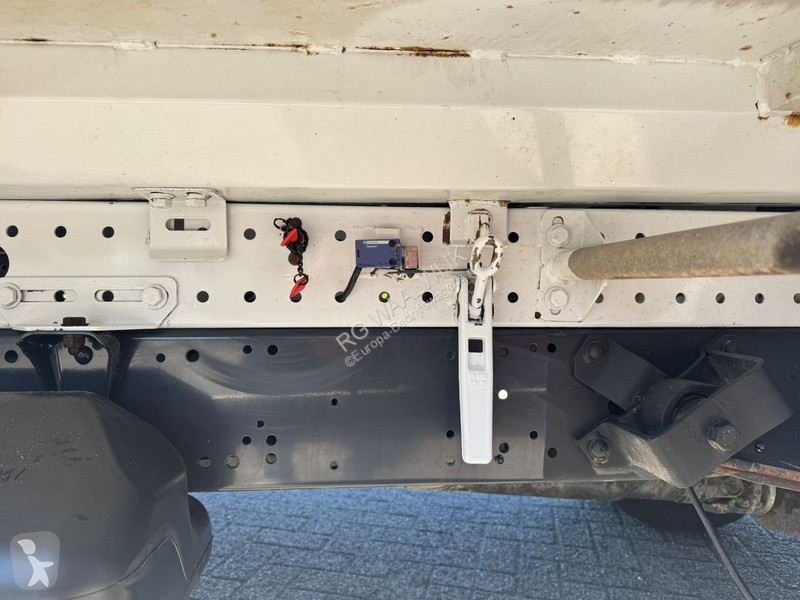 عربة نفعية Iveco 35C16