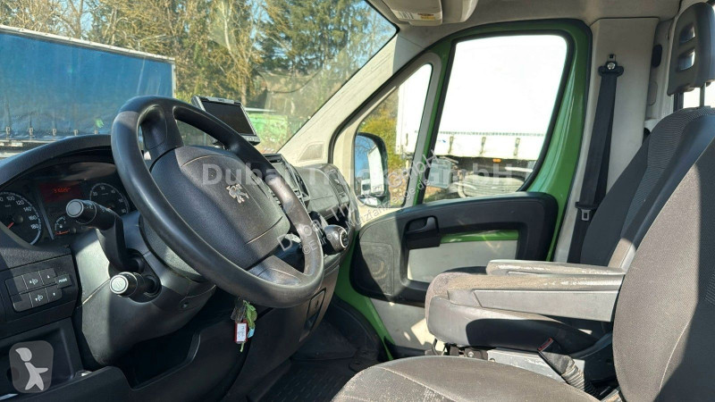 Véhicule utilitaire Peugeot HDi Motor NEU mit...