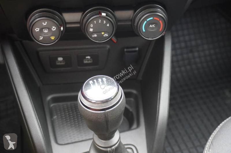 Samochód dostawczy Dacia