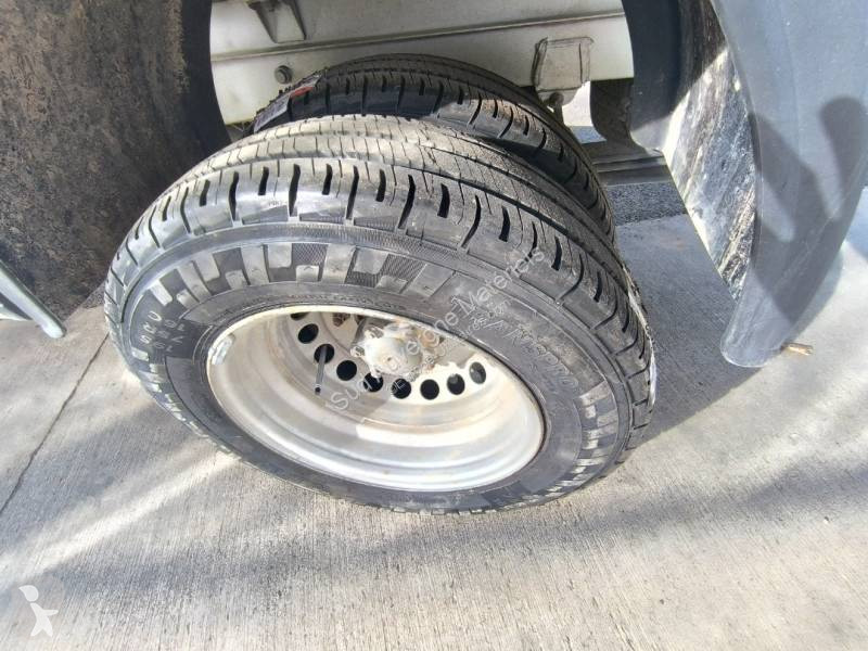 Samochód dostawczy Mercedes