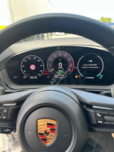 Samochód dostawczy Porsche 4WD 3.0i V6 E-HYBRID...