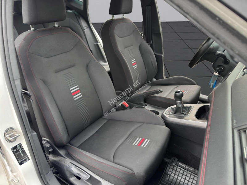 عربة نفعية Seat