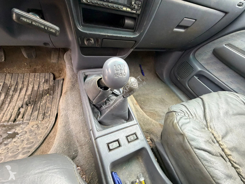 عربة نفعية Toyota 2.4TD 4x4 Steel Suspension...