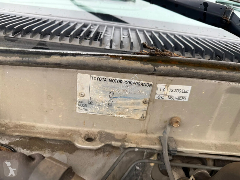 عربة نفعية Toyota 2.4TD 4x4 Steel Suspension...