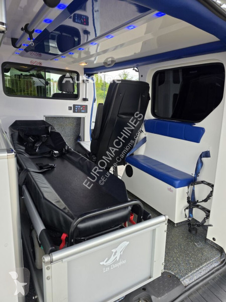 عربة نفعية Renault TRAFIC  2.0 LES