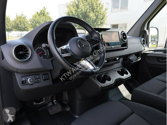 Veículo utilitário Mercedes Sprinter 317...