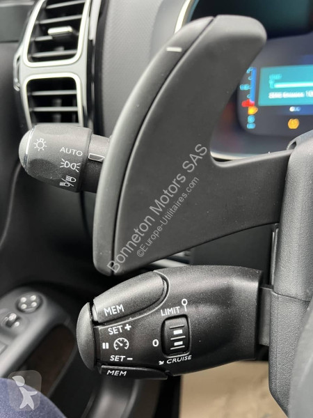 عربة نفعية Citroën C5 Hybride rechargeable 180...