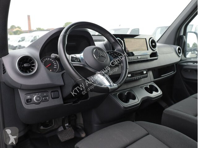Véhicule utilitaire Mercedes Sprinter 317...