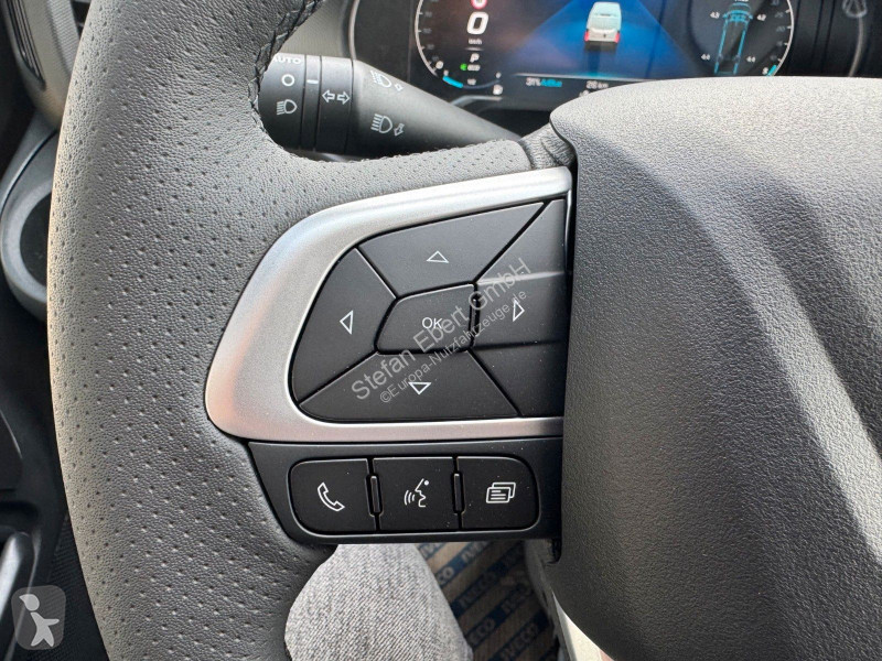 عربة نفعية Iveco 35S18 HA8 3.0L...