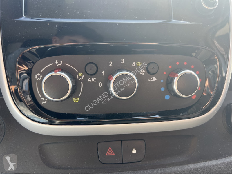 Furgoneta Renault TRAFIC III FG L1H1 1000 2.0...