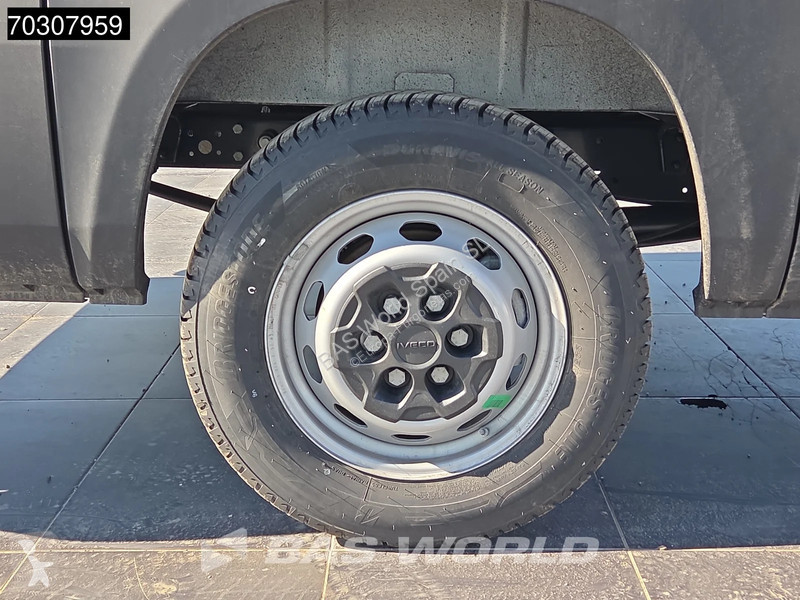 عربة نفعية Iveco 35S18 3.0L - Automático -...
