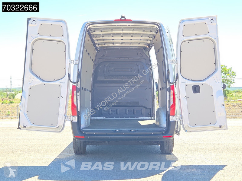 عربة نفعية Mercedes 215 CDI Automatik 150PS...