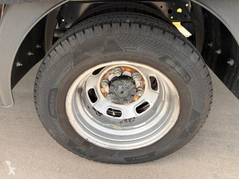 Furgoneta Iveco  35C16 20m3