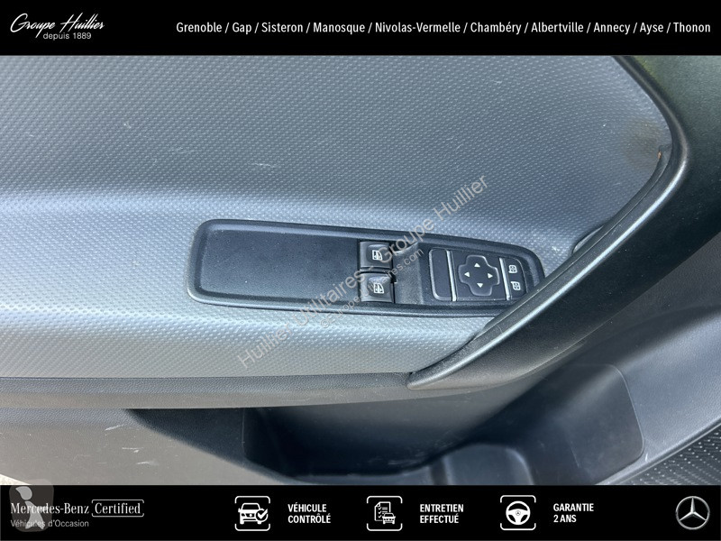 Véhicule utilitaire Mercedes 110 CDI Fourgon...