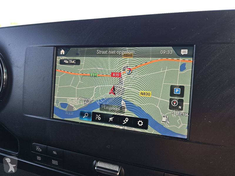 Véhicule utilitaire Mercedes 316 L1H1 Navi...