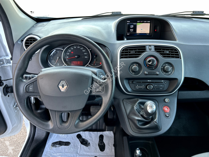 Véhicule utilitaire Renault 1.5 Blue dci 95...