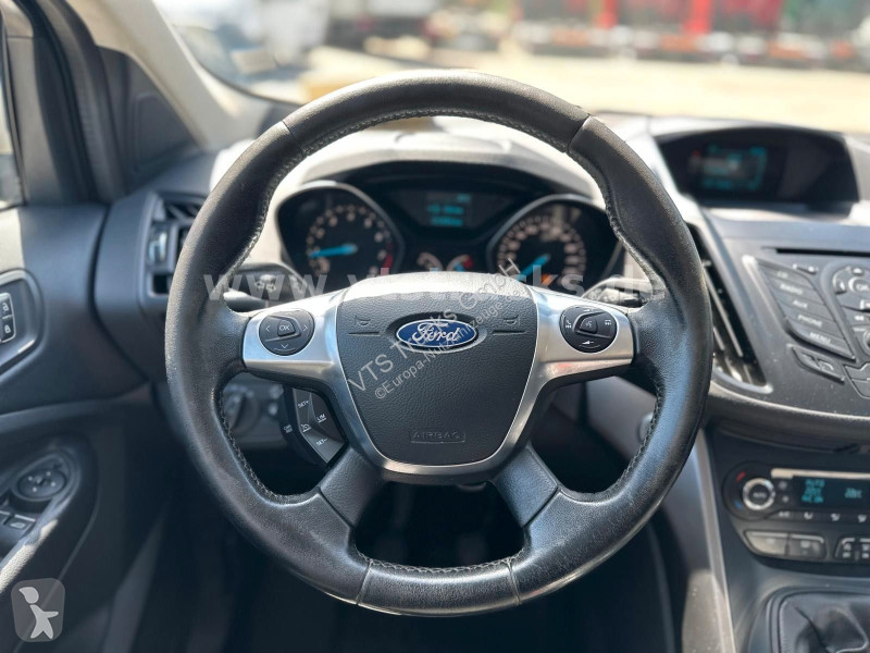 عربة نفعية Ford Sync Edition