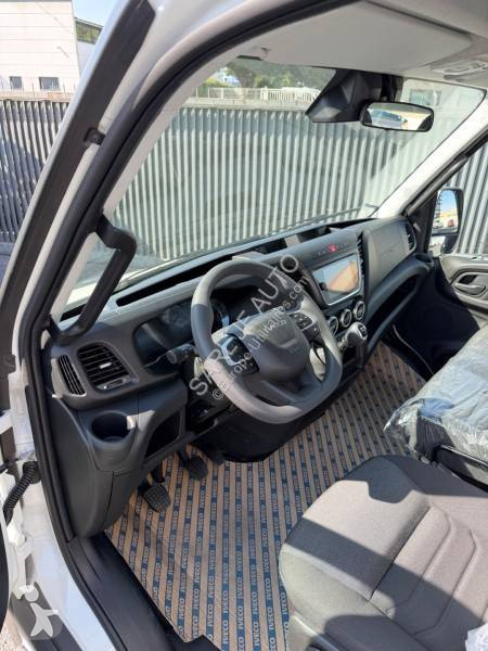 Samochód dostawczy Iveco