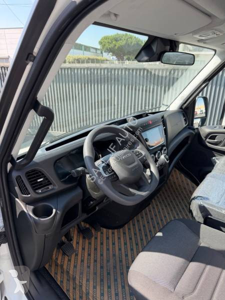 Samochód dostawczy Iveco