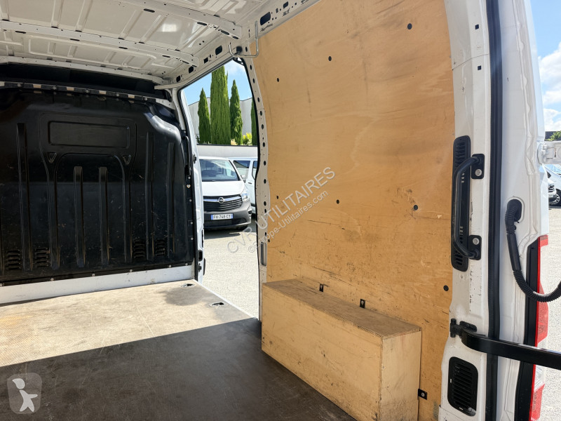 عربة نفعية Renault MASTER III FG F3500 L2H2 2.3...