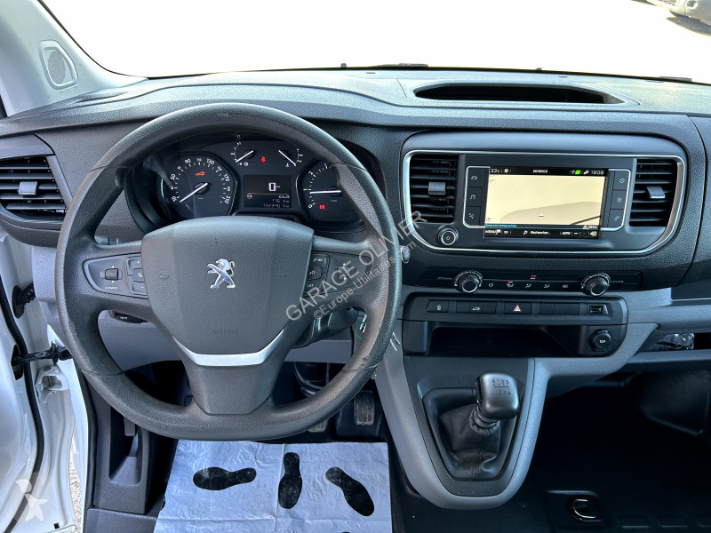 Véhicule utilitaire Peugeot Long 2.0 Bluehdi...