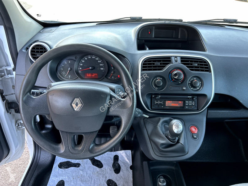 Véhicule utilitaire Renault Maxi Grand Volume...