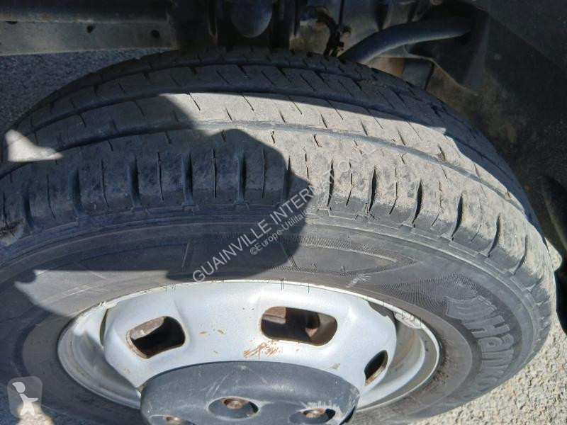 عربة نفعية Iveco 35C13