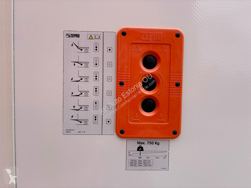 Furgoneta Mercedes 317 CDI BOX L=4283 mm