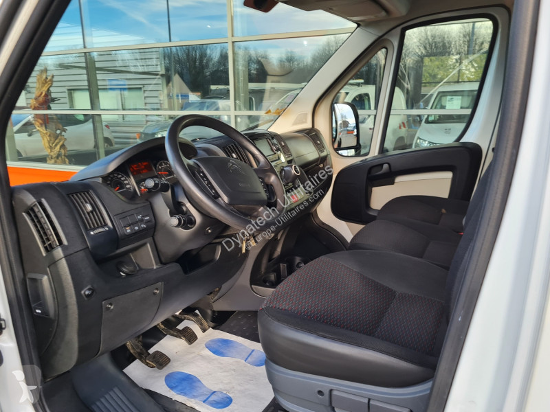 Furgoneta Citroën JUMPER FG 35 L2H2 2.0 BLUEHDI...
