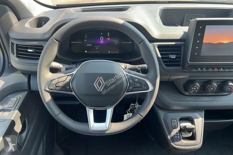 Véhicule utilitaire Renault  TRAFIC CABINE...