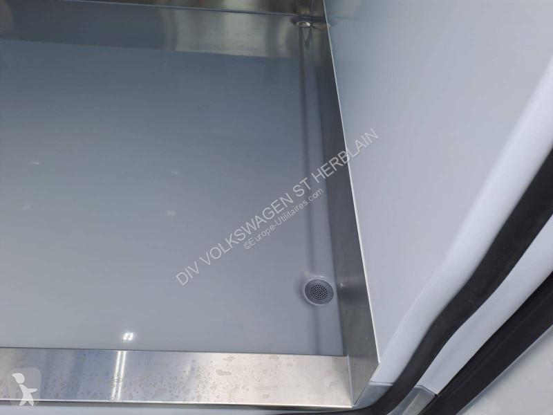 Volkswagen CRAFTER VAN 35 L3H3 2.0 TDI 177 CH van