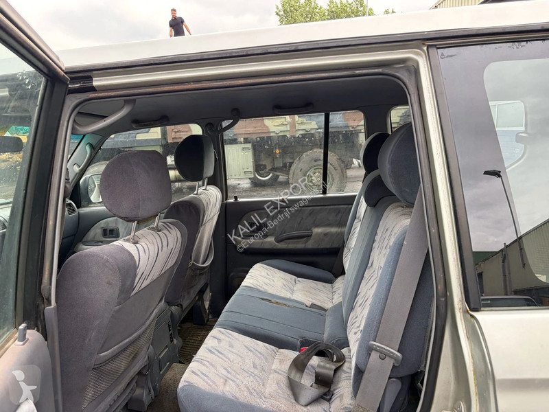 Furgoneta Toyota Prado - Diesel Engine 4x4 - 5...