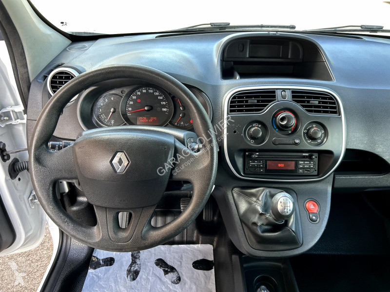 Véhicule utilitaire Renault Maxi Grand Volume...