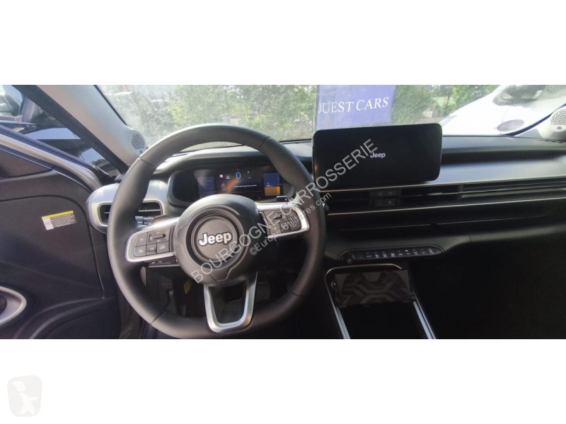 Samochód dostawczy Jeep AVENGER 1.2 Turbo T3 -...