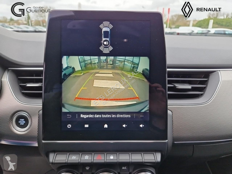 عربة نفعية Renault ARKANA