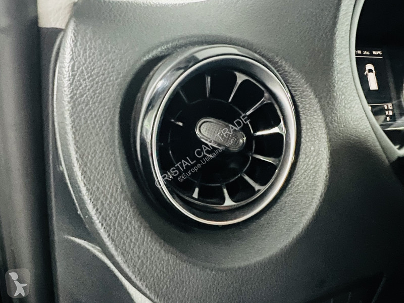 عربة نفعية Mercedes VITO FG 124 CDI MIXTO...