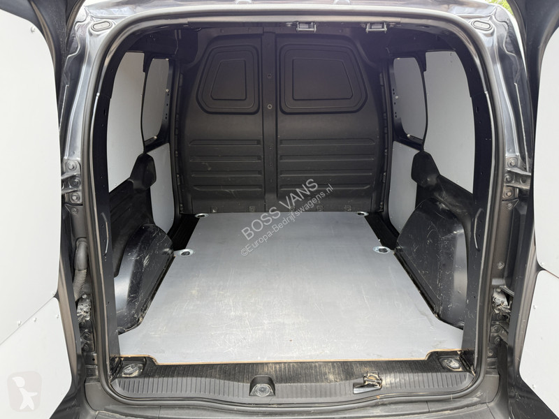 Furgoneta Mercedes 112 1.5 CDI Automaat L1...