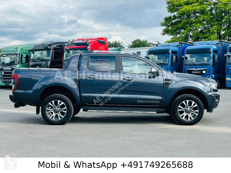 عربة نفعية Ford Wildtrak Bi-Turbo...