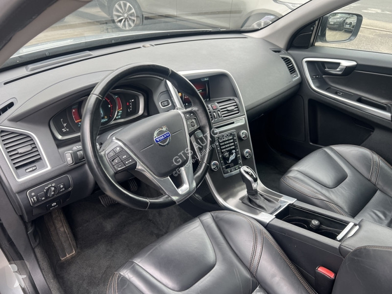 Samochód dostawczy Volvo D4 AWD 181CH MOMENTUM...
